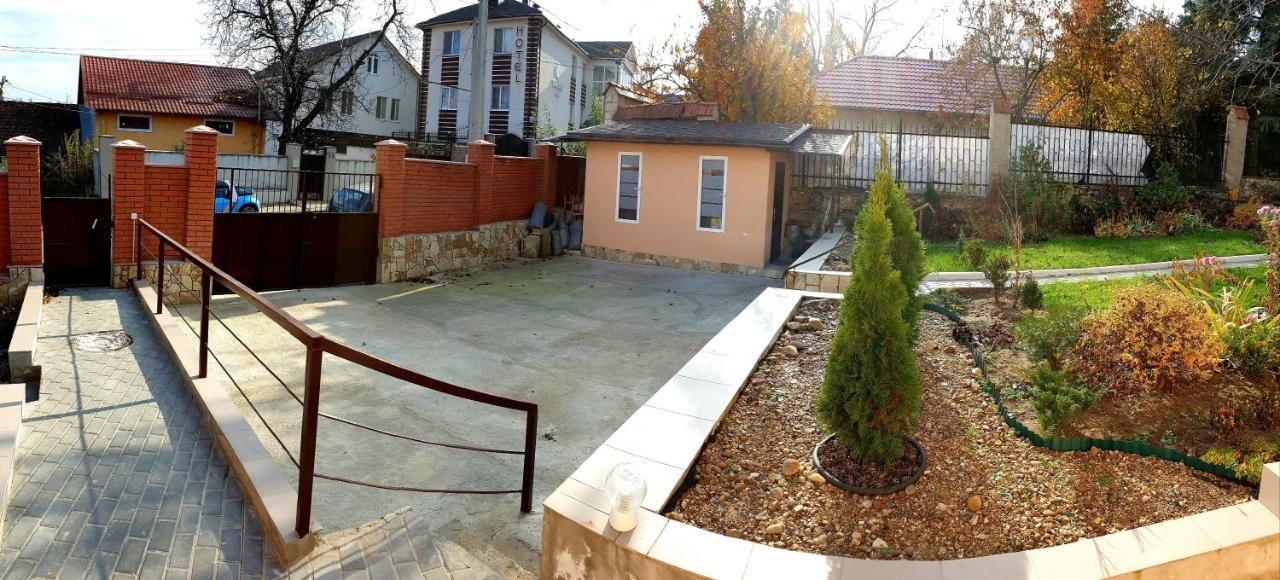 Виллы Slovac House with a garden and fireplace Кишинёв-21